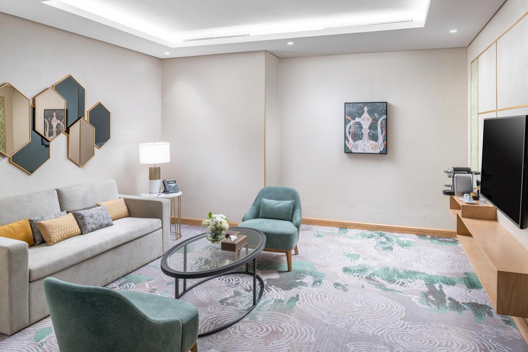 Taiba Suites Madinah Medyna Zewnętrze zdjęcie A suite at the hotel